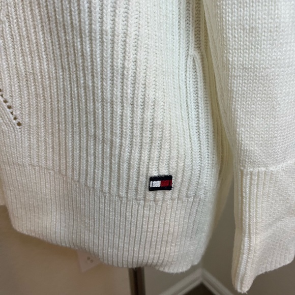 Tommy Hilfiger cowl neck white cable knit sweater size medium - Picture 8 of 10